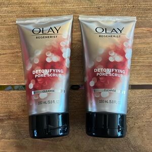 2 Olay Regenerist Detoxifying Pore Scrub. 150 ml ea. Both New
